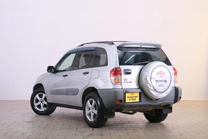 Внедорожник Toyota RAV4 2001 года, 769000 рублей, Омск