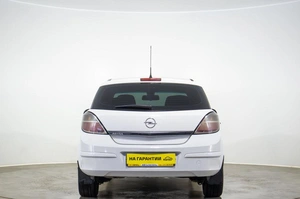 Хетчбэк Opel Astra 2011 года, 549000 рублей, Оренбург