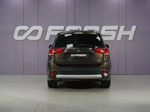 Внедорожник Mitsubishi Outlander 2017 года, 2820999 рублей, Тверь