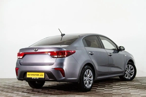 Седан Kia Rio 2017 года, 1389000 рублей, Сургут