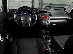 Хетчбэк Kia Soul 2013 года, 877000 рублей, Воронеж