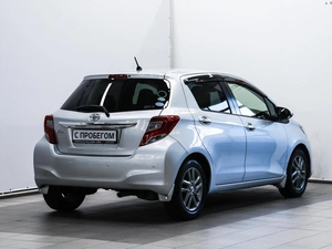 Хетчбэк Toyota Vitz 2015 года, 980000 рублей, Красноярск