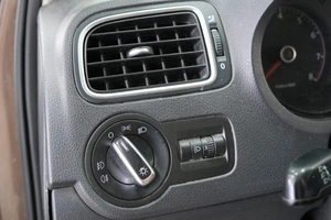 Седан Volkswagen Polo 2014 года, 819000 рублей, Омск