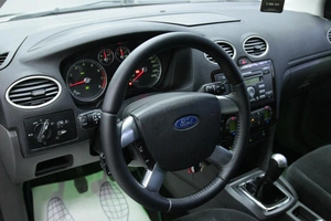Хетчбэк Ford Focus 2007 года, 603000 рублей, Солонцы