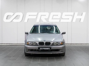 Седан BMW 5 серия 2002 года, 539000 рублей, Сургут