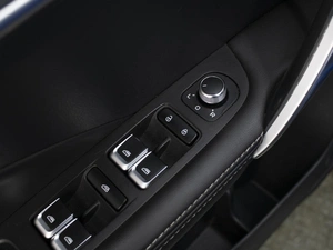 Внедорожник Geely Coolray 2020 года, 1550000 рублей, Омск