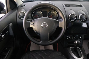 Внедорожник Nissan Qashqai 2012 года, 1399000 рублей, Омск