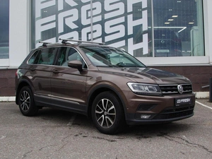 Внедорожник Volkswagen Tiguan 2018 года, 2379000 рублей, Владимир