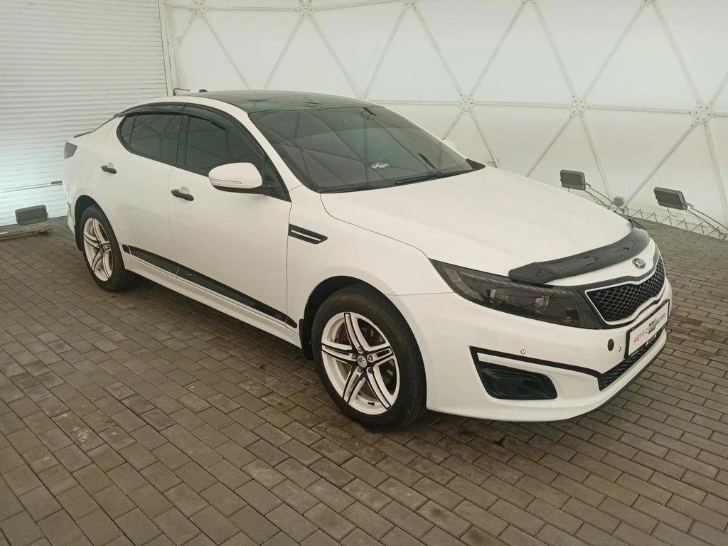 Седан Kia Optima 2014 года, 1200000 рублей, Клинцы