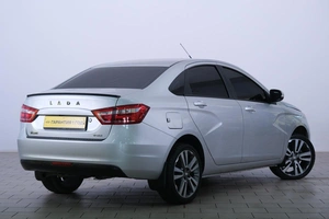 Седан ВАЗ (LADA) Vesta 2017 года, 819000 рублей, Омск