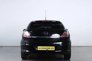 Хетчбэк Opel Astra GTC 2010 года, 629000 рублей, Челябинск
