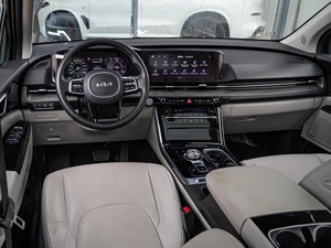 Минивэн Kia Carnival 2023 года, 4630000 рублей, Краснодар