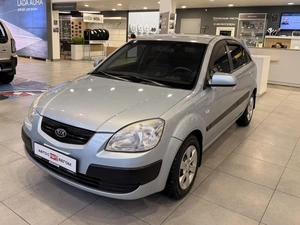 Хэтчбек 4 дв. Kia Rio 2008 года, 520000 рублей, Орёл