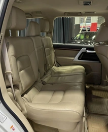 Внедорожник Toyota Land Cruiser 2015 года, 5797000 рублей, Красноярск