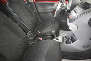 Хетчбэк Peugeot 107 2010 года, 509000 рублей, Кемерово