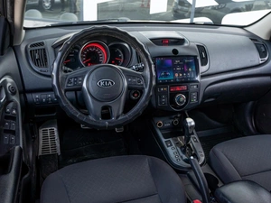 Седан Kia Cerato 2010 года, 875000 рублей, Краснодар