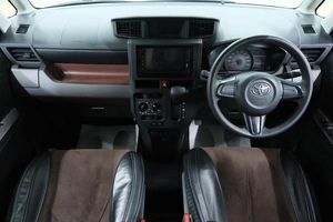 Минивэн Toyota Roomy 2019 года, 969000 рублей, Омск