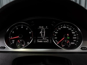 Седан Volkswagen Passat 2012 года, 1149000 рублей, Тюмень