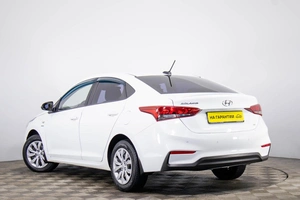 Седан Hyundai Solaris 2019 года, 1709000 рублей, Пермь