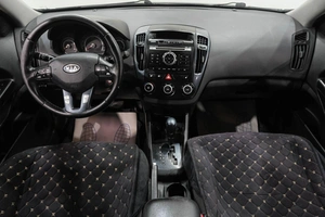 Хетчбэк Kia Ceed 2010 года, 729000 рублей, Новокузнецк