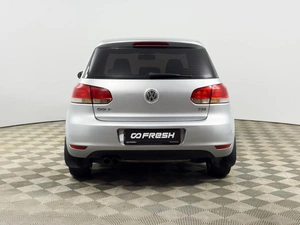 Хетчбэк Volkswagen Golf 2011 года, 730100 рублей, Казань