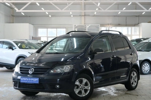 Хетчбэк Volkswagen Golf Plus 2008 года, 669000 рублей, Омск