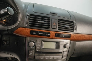 Седан Toyota Avensis 2007 года, 859000 рублей, Челябинск