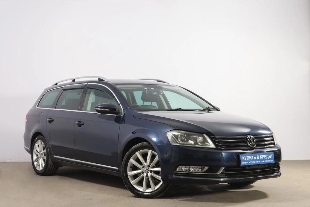 Универсал Volkswagen Passat 2013 года, 1399000 рублей, Новосибирск