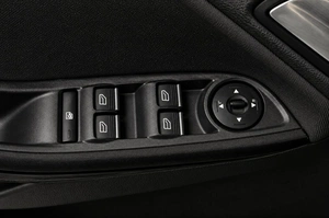 Седан Ford Focus 2018 года, 1049000 рублей, Челябинск