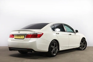 Седан Honda Accord 2013 года, 1949000 рублей, Новосибирск