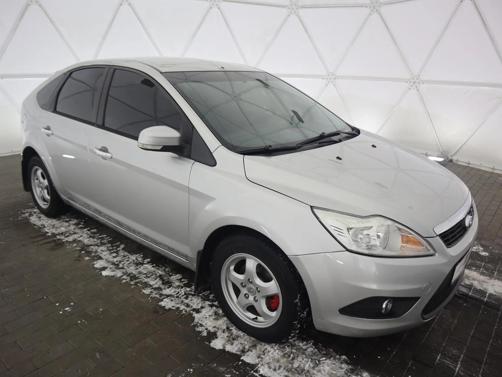 Хэтчбек Ford Focus 2010 года, 650000 рублей, Орёл