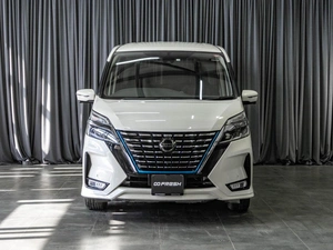 Минивэн Nissan Serena 2019 года, 2459000 рублей, Тюмень