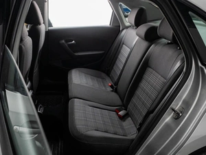 Седан Volkswagen Polo 2016 года, 1099000 рублей, Тюмень
