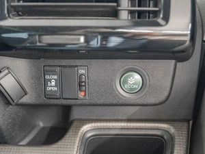 Минивэн Honda Stepwgn 2019 года, 1750000 рублей, Красноярск