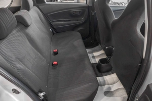 Хетчбэк Toyota Vitz 2015 года, 1019000 рублей, Барнаул