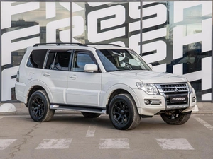 Внедорожник Mitsubishi Pajero 2015 года, 2199000 рублей, Краснодар