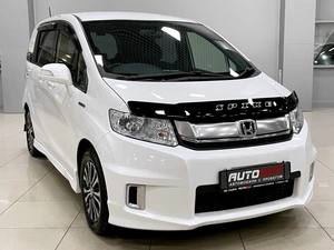 Минивэн Honda Freed 2015 года, 1267000 рублей, Солонцы