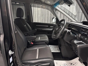 Минивэн Honda Stepwgn 2017 года, 2099000 рублей, Красноярск