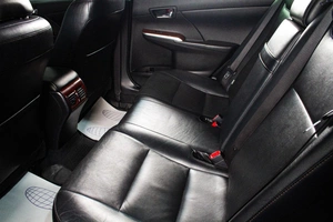 Седан Toyota Camry 2013 года, 1649000 рублей, Сургут