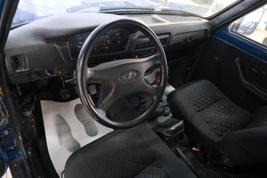 Внедорожник ВАЗ (LADA) 4x4 (Нива) 2002 года, 399000 рублей, Омск