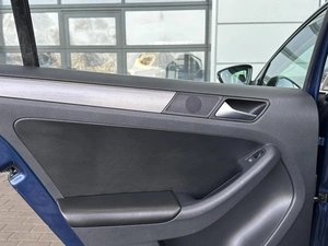 Седан Volkswagen Jetta 2012 года, 1190000 рублей, Уфа