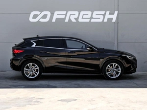Хетчбэк Infiniti Q30 2016 года, 1920000 рублей, Краснодар