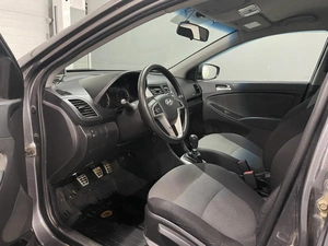 Седан Hyundai Solaris 2014 года, 760000 рублей, Ярославль