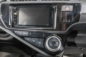 Хетчбэк Toyota Aqua 2016 года, 1099000 рублей, Барнаул