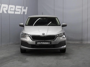 Лифтбек Skoda Rapid 2021 года, 1630000 рублей, Омск