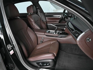 Седан BMW 7 серия 2019 года, 5669000 рублей, Аксай