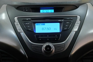 Седан Hyundai Elantra 2012 года, 859000 рублей, Омск