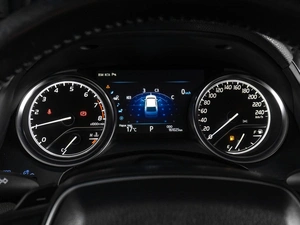 Седан Toyota Camry 2019 года, 3160000 рублей, Тюмень
