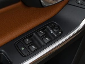 Седан Volvo S60 2012 года, 997077 рублей, Москва