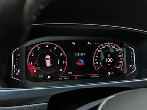 Внедорожник Volkswagen Tiguan 2019 года, 2490000 рублей, Краснодар
